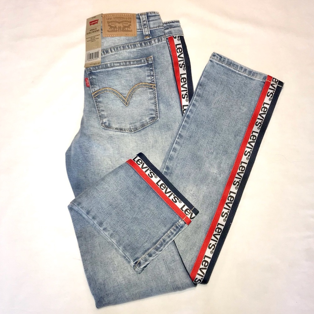 LEVI’S Acid Wash